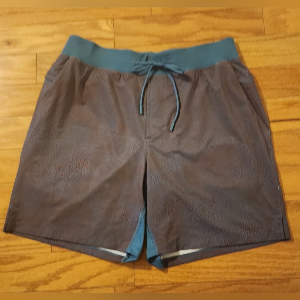 Lululemon Men Shorts